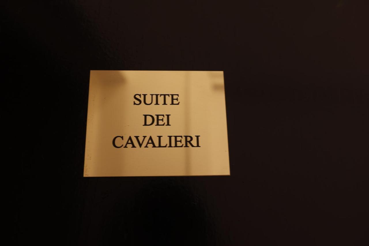 Suite Dei Cavalieri روما المظهر الخارجي الصورة